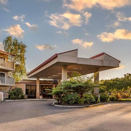 Best Western Plus Garden Court Inn Fremont Esterno foto