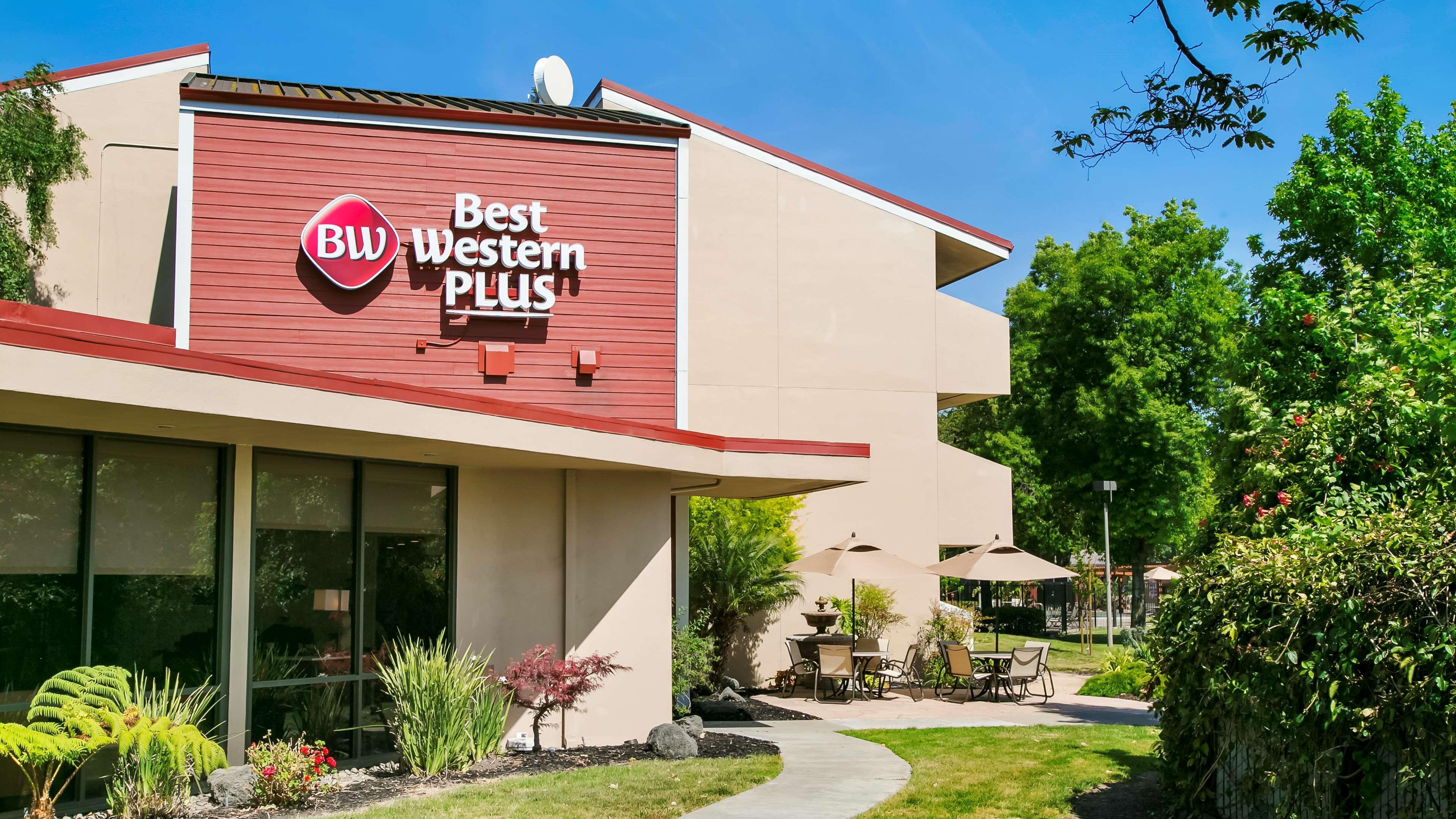 Best Western Plus Garden Court Inn Fremont Esterno foto