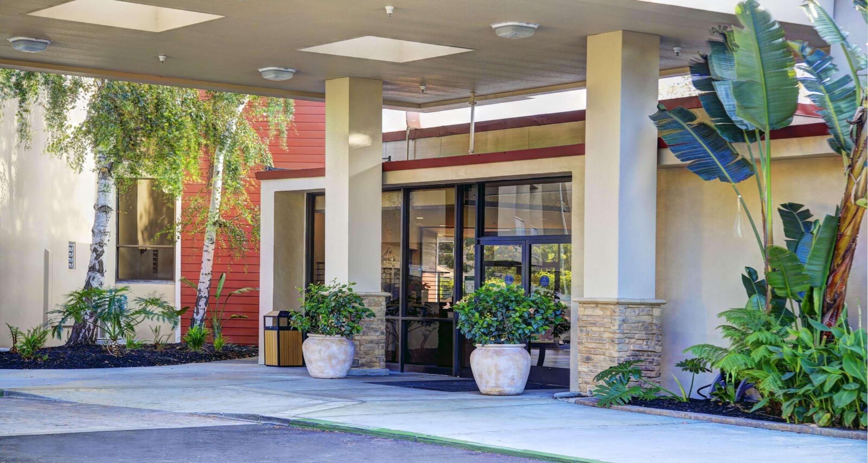 Best Western Plus Garden Court Inn Fremont Esterno foto