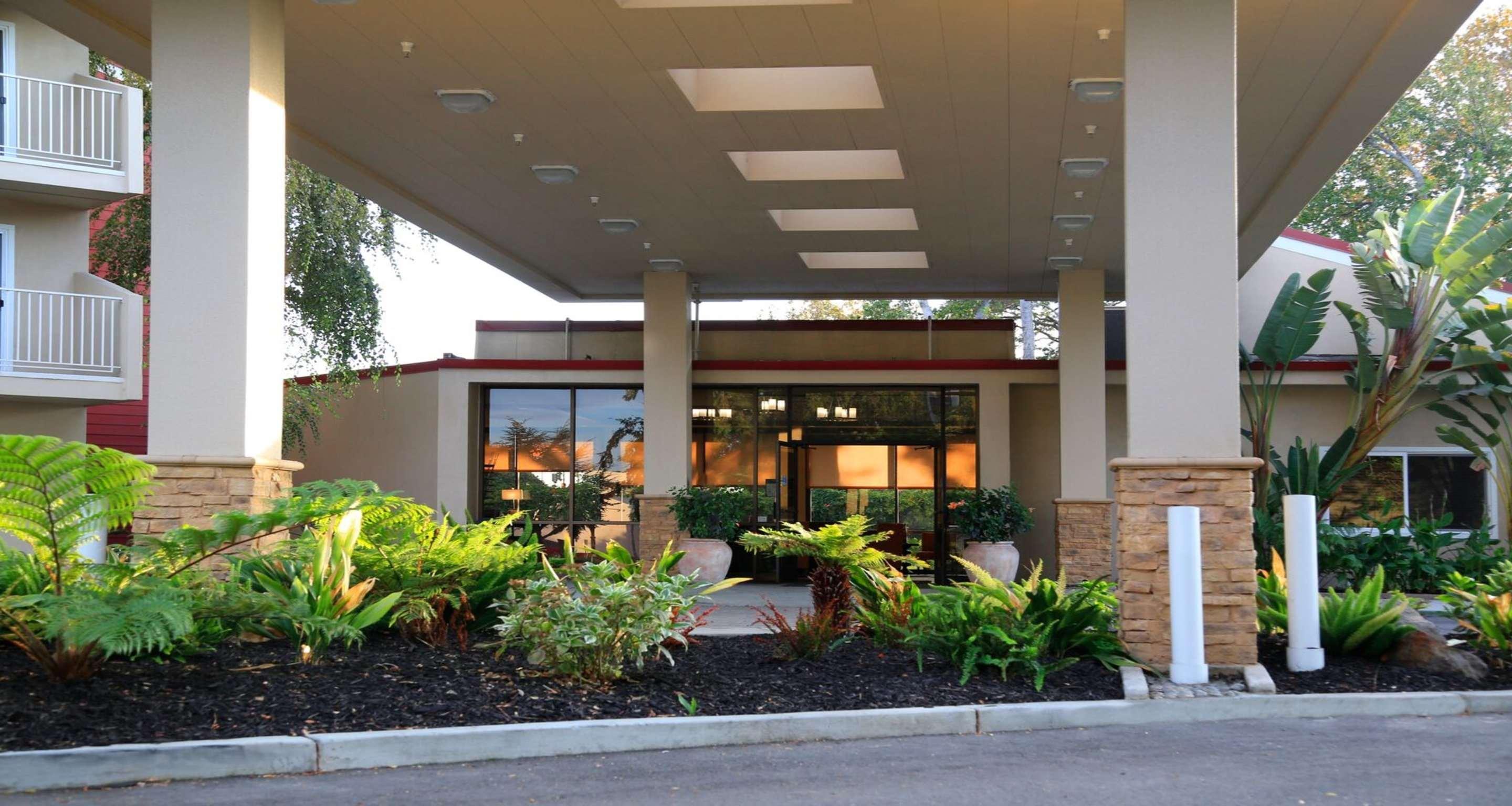 Best Western Plus Garden Court Inn Fremont Esterno foto