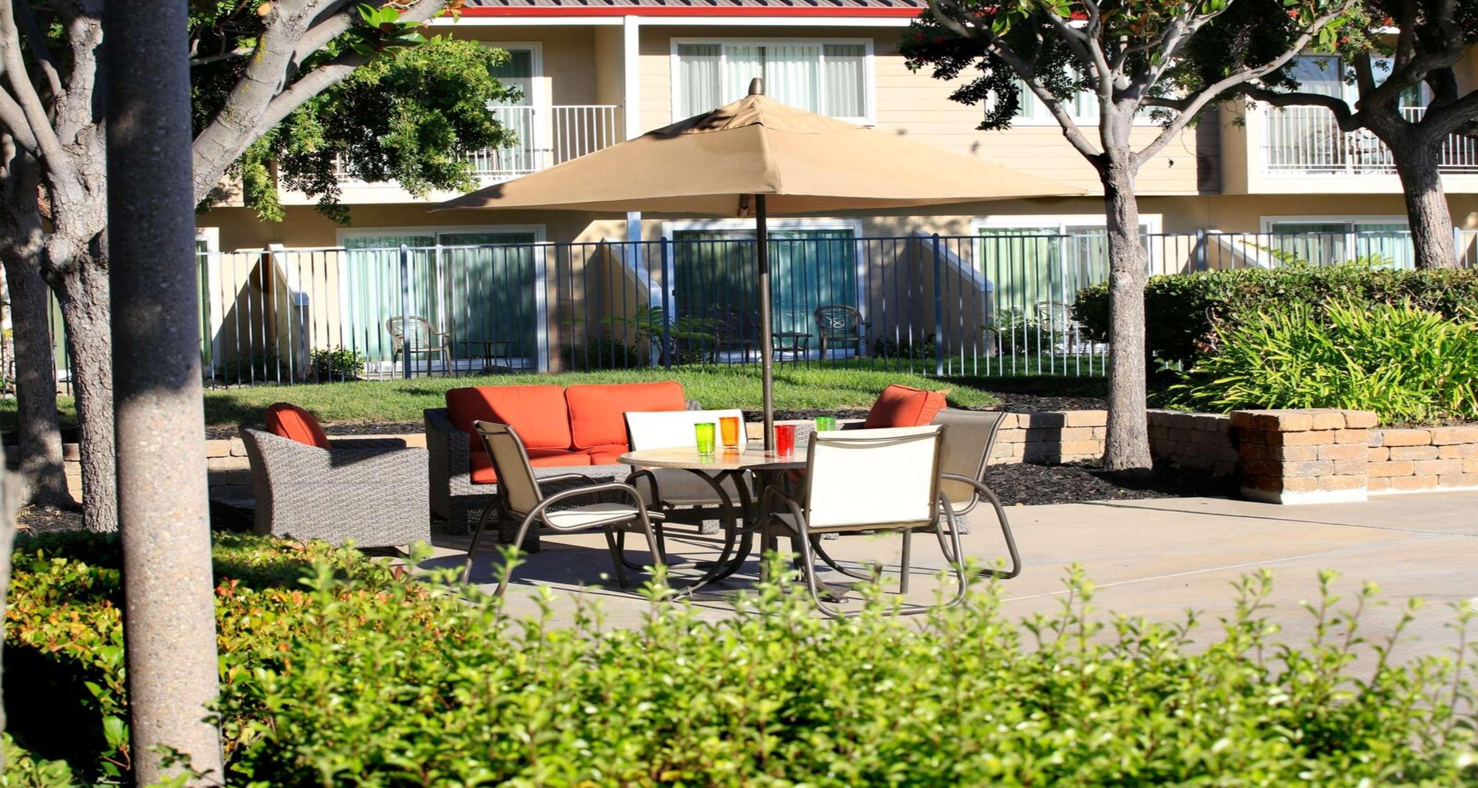 Best Western Plus Garden Court Inn Fremont Esterno foto