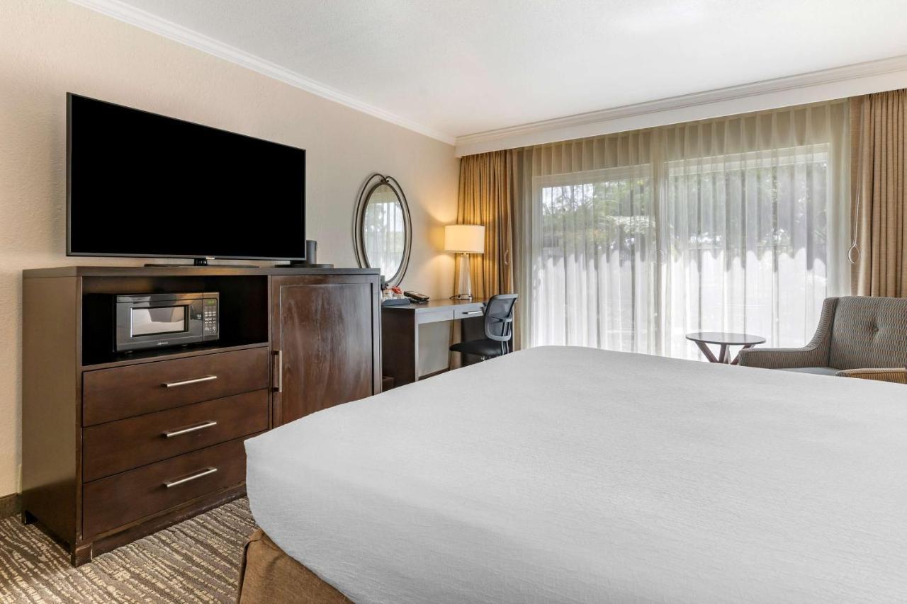Best Western Plus Garden Court Inn Fremont Esterno foto
