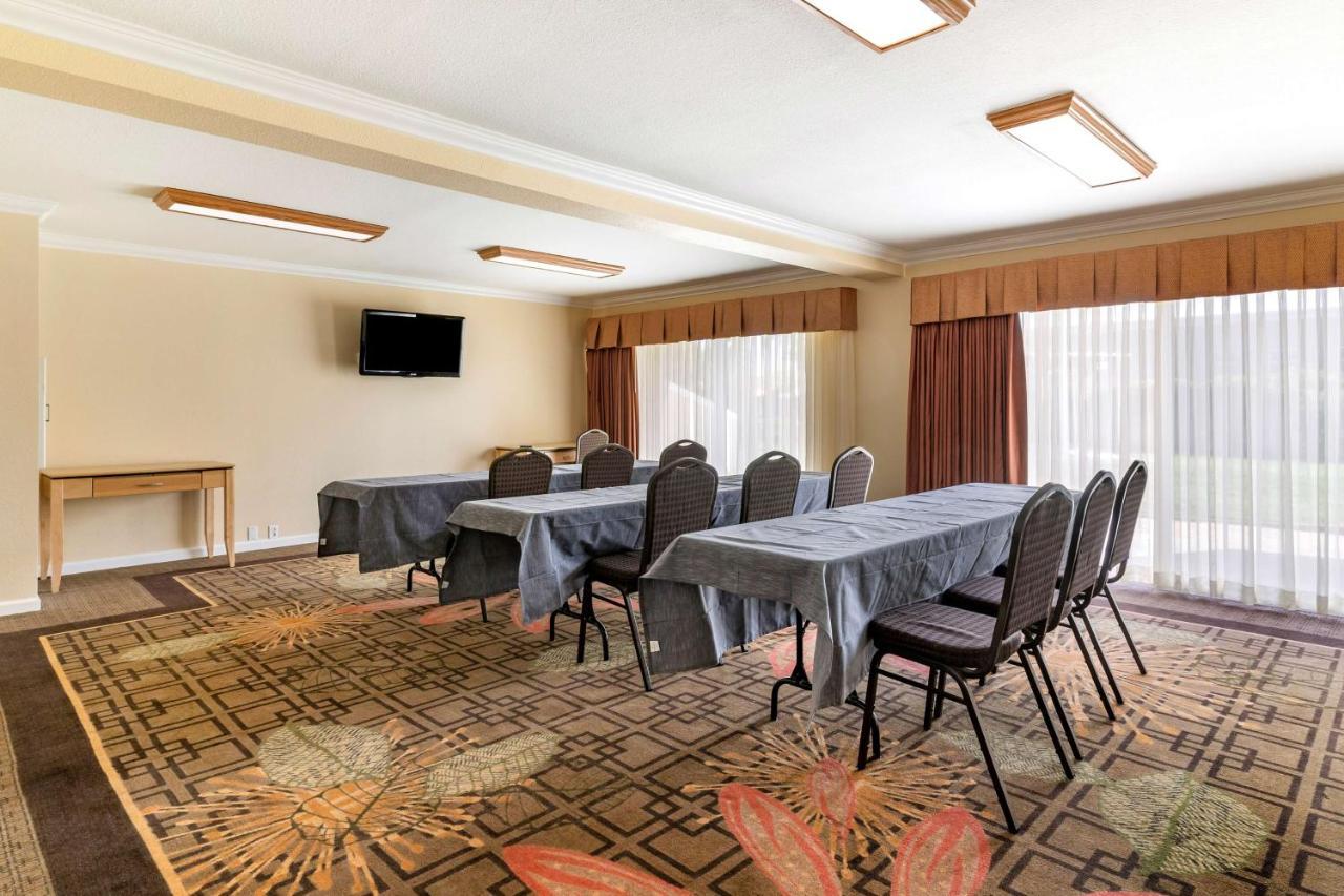 Best Western Plus Garden Court Inn Fremont Esterno foto