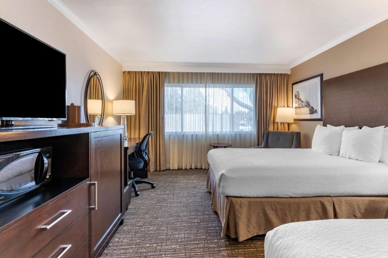 Best Western Plus Garden Court Inn Fremont Esterno foto