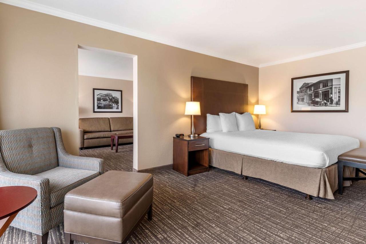 Best Western Plus Garden Court Inn Fremont Esterno foto